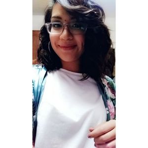 Meet your Posher, Jessenia